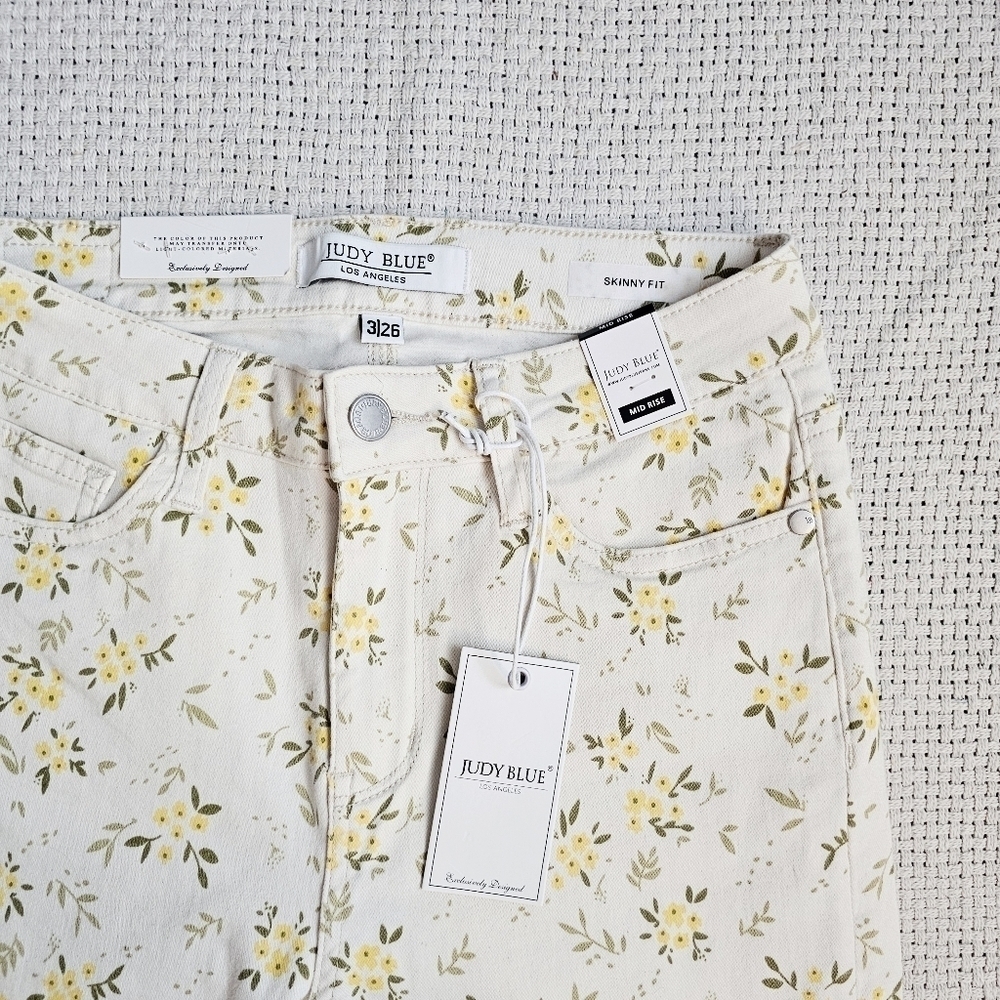 Judy Blue Mid Rise Wildflower Split Hem Skinny Jeans Stretch Neutral Various NEW - Picture 12 of 15